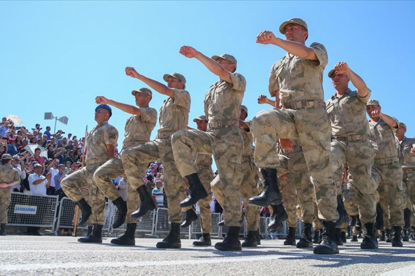 Askerlik Süresi Kısalıyor mu? 6 Aydan 3 Aya Düşmesi Gündemde!