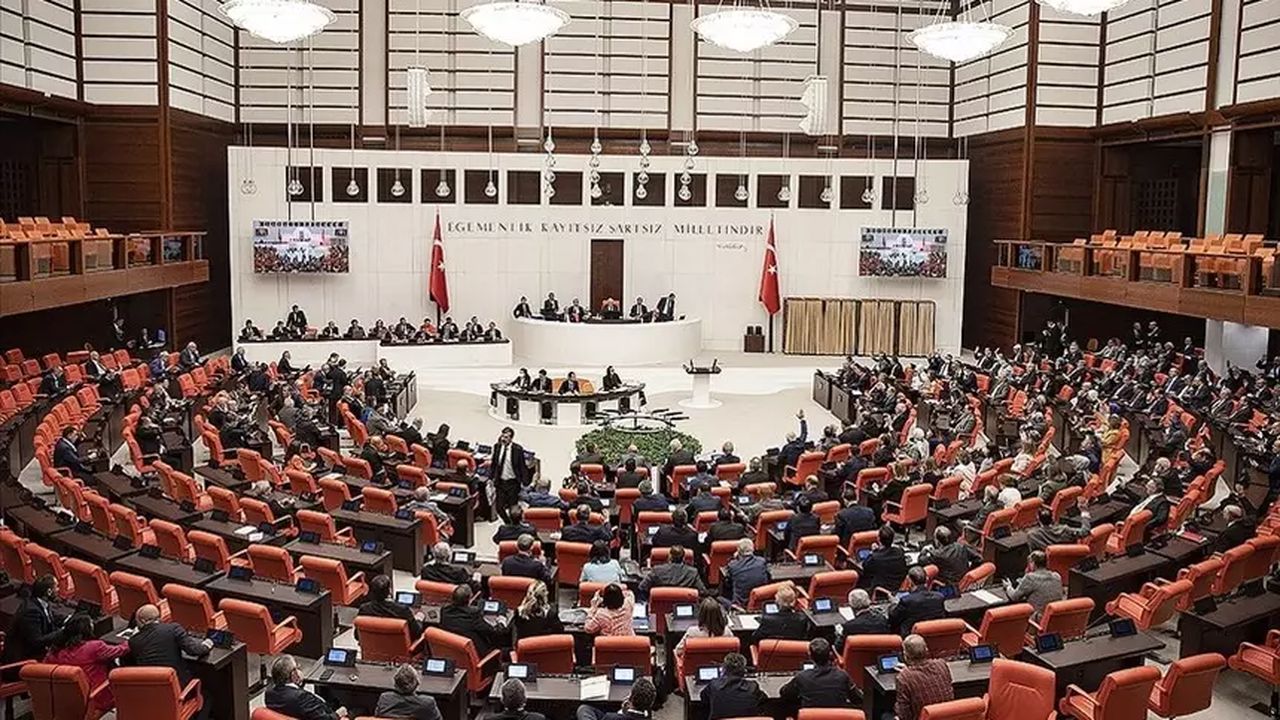 MHP’den dikkat çeken teklif: 3 ilçe birleşsin, yeni il kurulsun