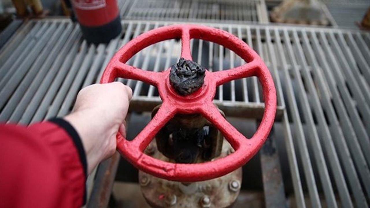 ABD’den petrol fiyatlarını frenleme hamlesi: Rus petrolüne geçici izin