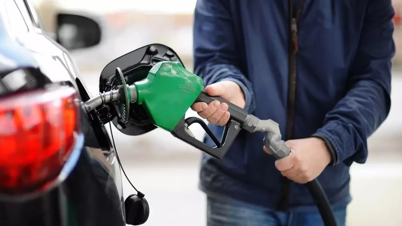 Benzine Çarşamba Günü Dev Zam Kapıda!